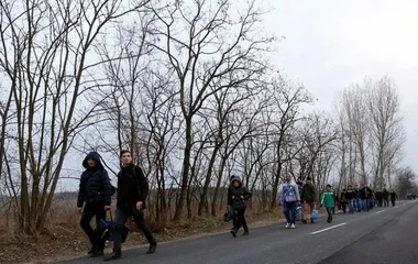 Mintegy háromszáz határsértővel szemben intézkedtek a rendőrök a hétvégén