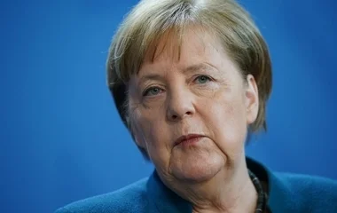 Negatív Angela Merkel első koronavírus-tesztje