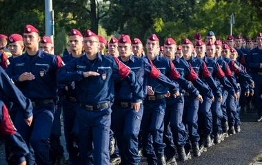 Még mindig lehet jelentkezni a tíz hónapos rendőrképzésre