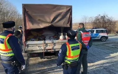 Rendőrök és pénzügyőrök tartottak közös ellenőrzést megyénkben