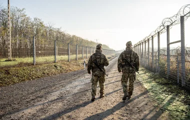 Kilencszáznál is több határsértő ellen intézkedtek a rendőrök a hétvégén