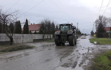 Újfehértón folytatódik az út-, és csapadékvíz hálózat építés