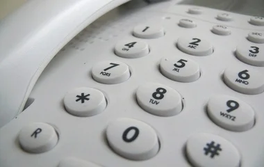 Hazai bankok nevében telefonon támadnak a csalók