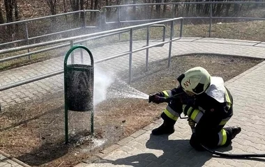 Égő cigarettacsikk okozott tüzet Nyíregyházán