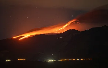 Kitört az Etna, hamu lepte el Cataniát