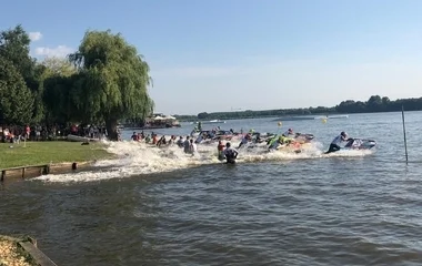 A magyar válogatott nyerte a nemzetek versenyét a leveleki jet-ski Eb-n és a junior vb-n is