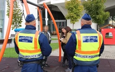 Csellengő diákokat ellenőriztek Nyíregyházán