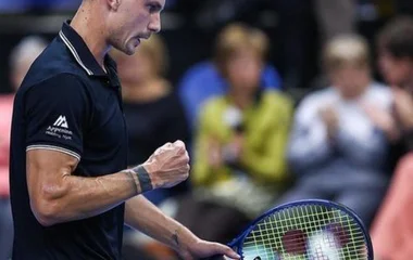 Fucsovics továbbjutott, Djokovic következik