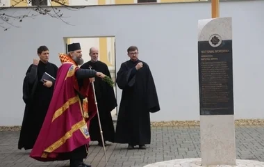 Sztélé jelöli ezentúl Máriapócs Nemzeti Kegyhely és Emlékhely státuszát