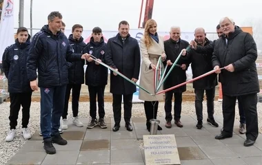 Letették az új nyíregyházi stadion alapkövét