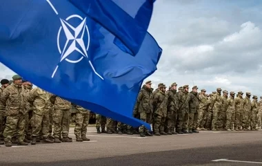 A NATO nem látja semmi nyomát a feszültség csökkenésének Ukrajna környékén