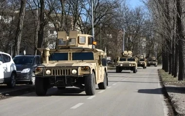 Folyamatosan érkeznek a honvédségi alakulatok a keleti országrészbe