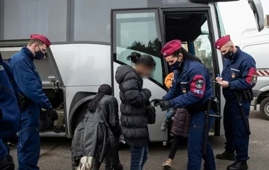 A katasztrófavédelem megyénkben is segíti a menekülőket