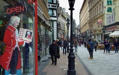 Mától szinte már minden járványügyi korlátozás megszűnik