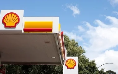 Maximum 25 ezer forintért lehet tankolni a Shell kisnyomású kútoszlopain 