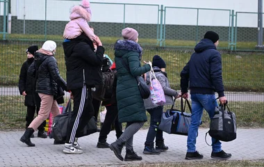 Még mindig több ezer menekült érkezik Ukrajnából