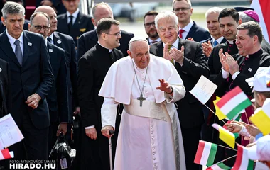Ferenc pápa: az ateista üldözés idején mártírhalált halt papok tanúsít