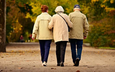 6%-os nyugdíjemelésre számíthatnak a nyugdíjasok