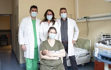 Egy vármegyei szívtranszplantált édesanya, egészséges babának adott életet