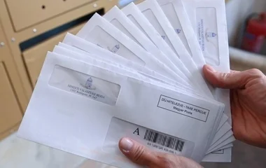 Április 19. a határidő, mindenki figyelje a postaládáját