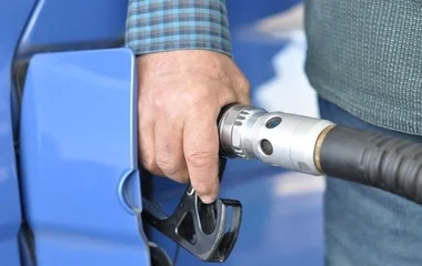 Ismét csökken az üzemanyagok ára, de nem biztos, hogy a pénztárcánk is érzi majd