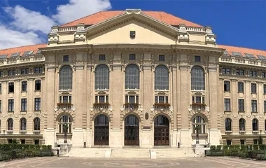 Több újdonsággal várja a jelentkezőket az új tanévben a Debreceni Egyetem.