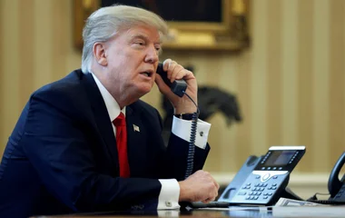 Trump tárgyal Putyinnal és Zelenszkijjel is