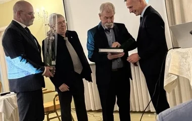 Dr. Kardos Géza-emlékéremmel tüntették ki dr. Tóth Lajos Barnát