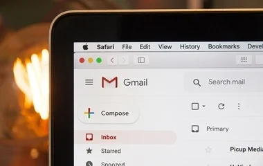 Új mesterséges intelligencia-funkcióval bővült a Gmail