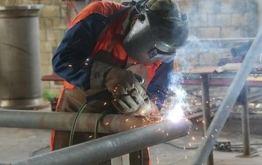 Egy kisvárosnyi emberrel dolgoznak kevesebben, mint tavaly