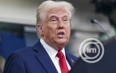 Irán halálos fatvát adott ki Donald Trump ellen