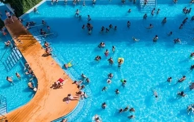 Vidám nyári programokkal várja vendégeit a debreceni Aquaticum Strand!