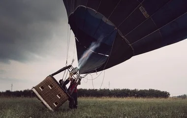 Kényszerleszállát hajtott végre egy hőlégballon Debrecenben