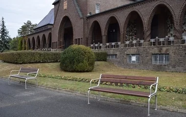 Meghosszabbított nyitvatartással várja a látogatókat a Debreceni Köztemető