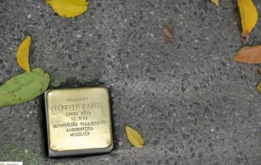 Újabb botlatókövek Nyíregyházán