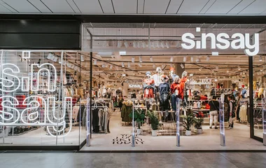 Veszélyes anyag miatt visszahívtak egy Sinsay-ben árult bögrét