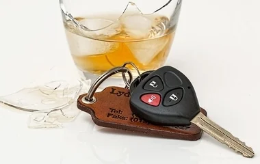 Véglegesen eltiltották a vezetéstől azt a nőt, aki halálos balesetet okozott