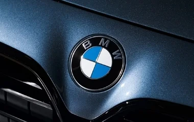 Áramütésveszély miatt visszahív a BMW visszahívja néhány Debrecenben készült modelljét