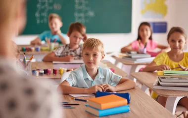 Új szabályok léptek életbe az iskolákban